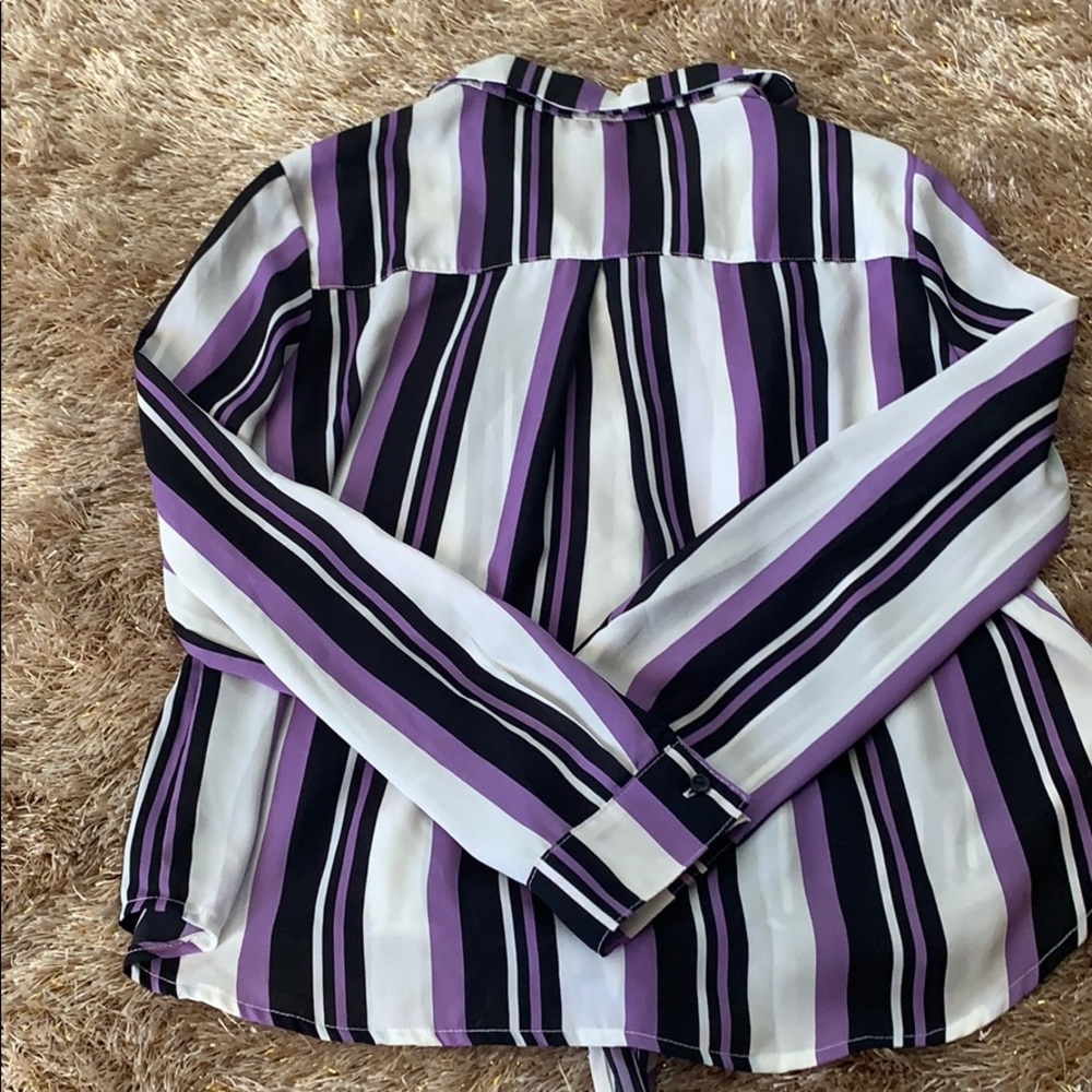 Blouse - Picture 2 of 2